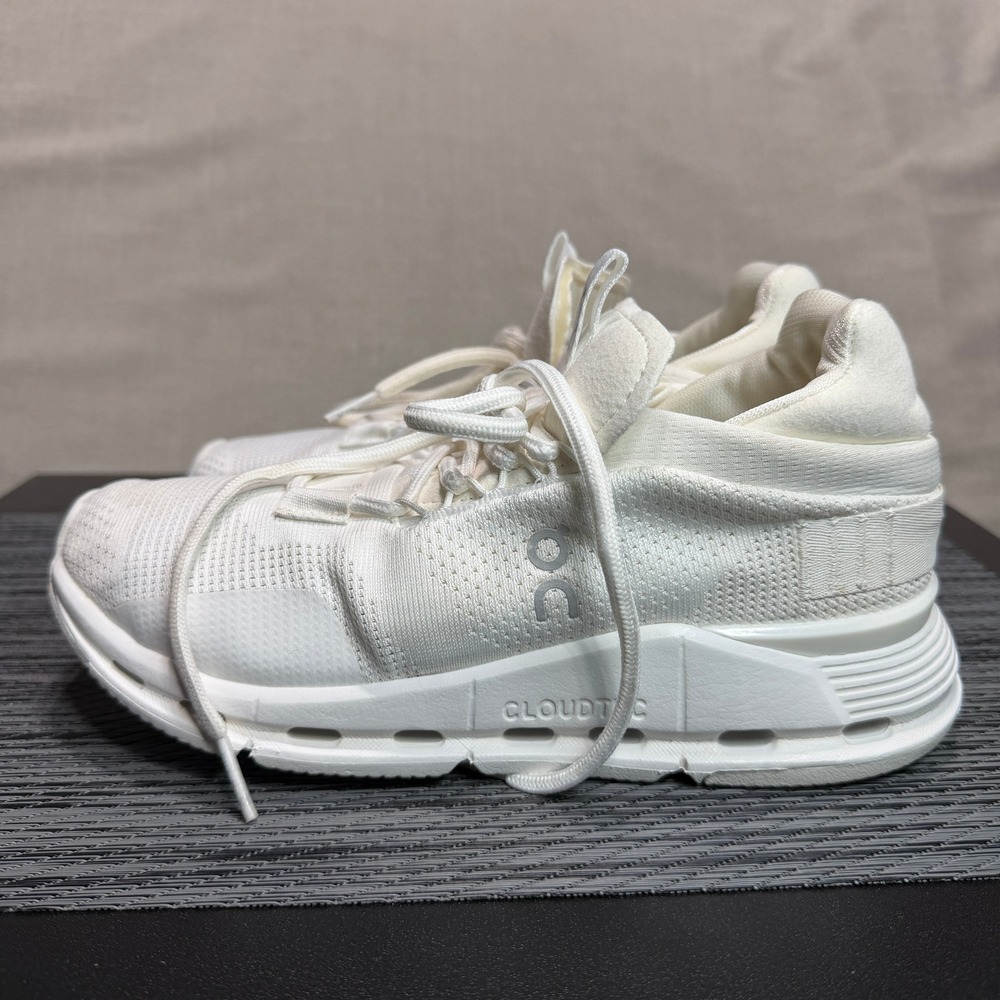 On Cloud Cloudnova Shoes - Womens 6 - White Running Athleisure Sporty